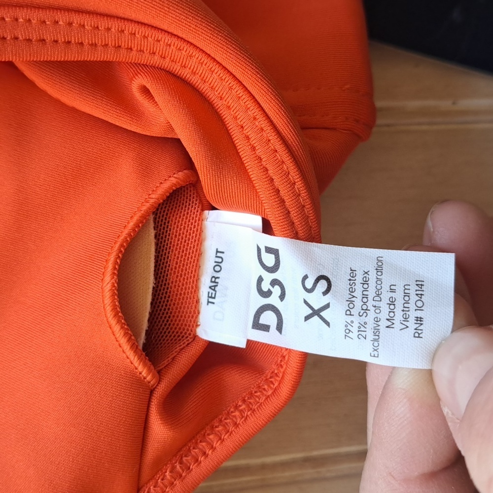 NWT DSG Ginger Orange Strappy Compression Sports Bra Moisture-Wicking 4-W - Picture 6 of 9